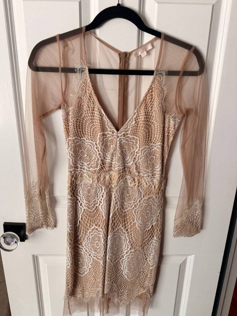 Luxxel Beige White Lace Long Sleeve Mini Dress